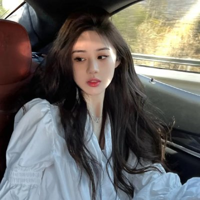 脱口秀演员被曝突然退出节目，短时间内发布会舞台画面流出